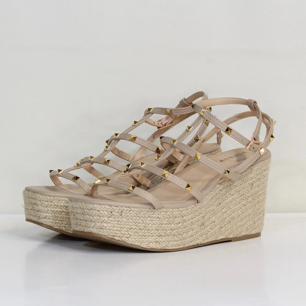 Bamboo Tan Strappy Espadrille Platform Studded Gladiator Sandals NWOT